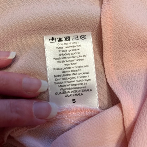 Gibson Pink Bell Ruffle Sleeve Blouse with Hi Low Hemline Size S - Picture 9 of 9